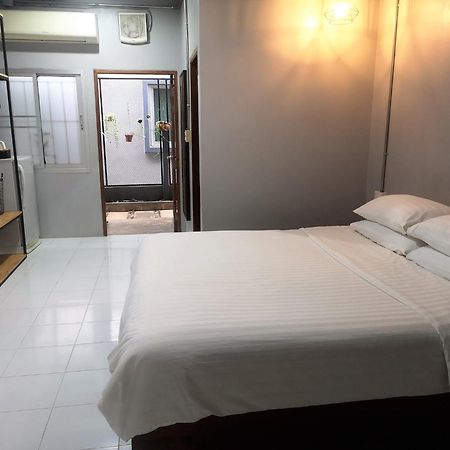 Siri Guesthouse @ Surat Thani Exterior photo
