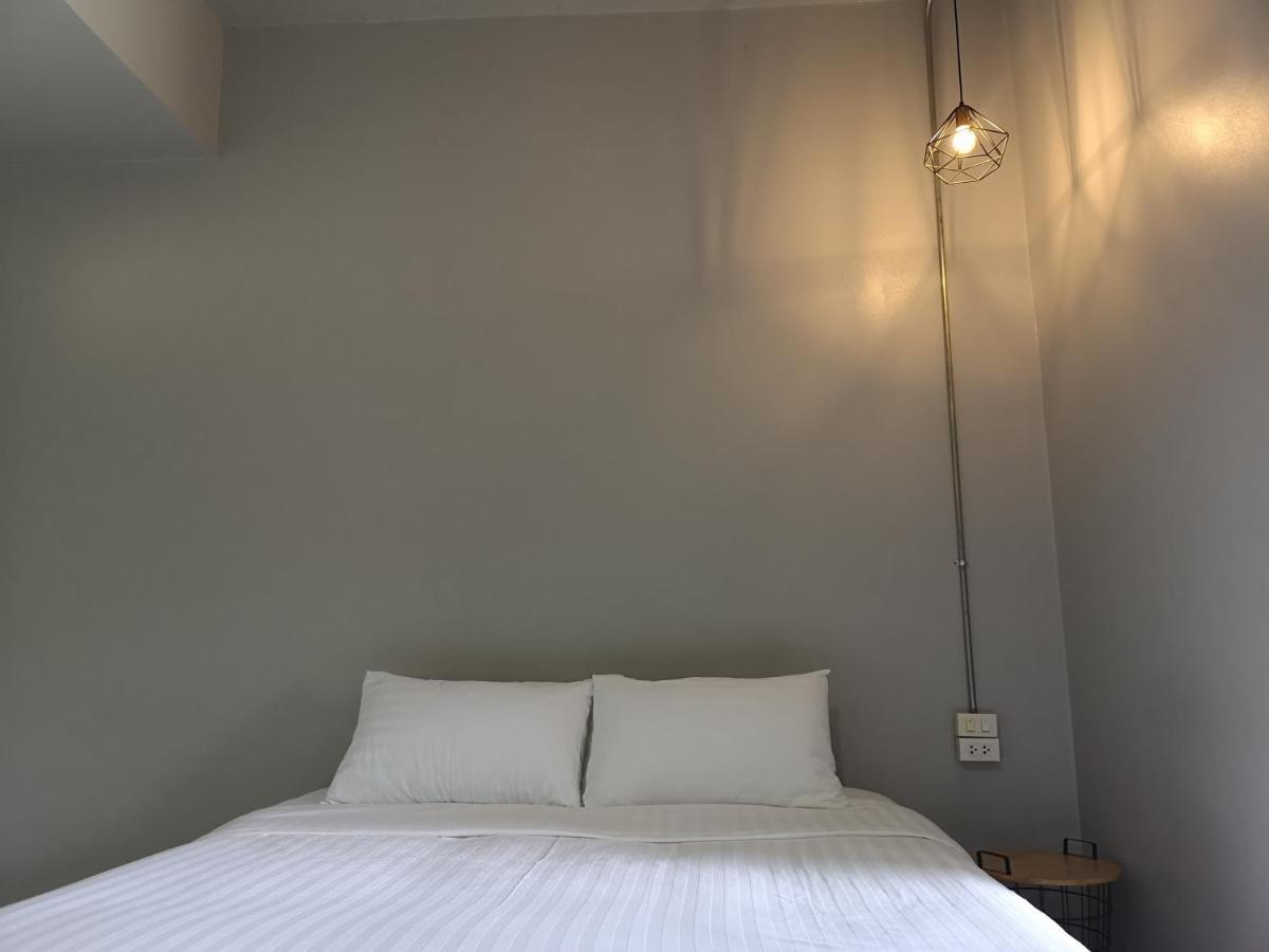 Siri Guesthouse @ Surat Thani Exterior photo