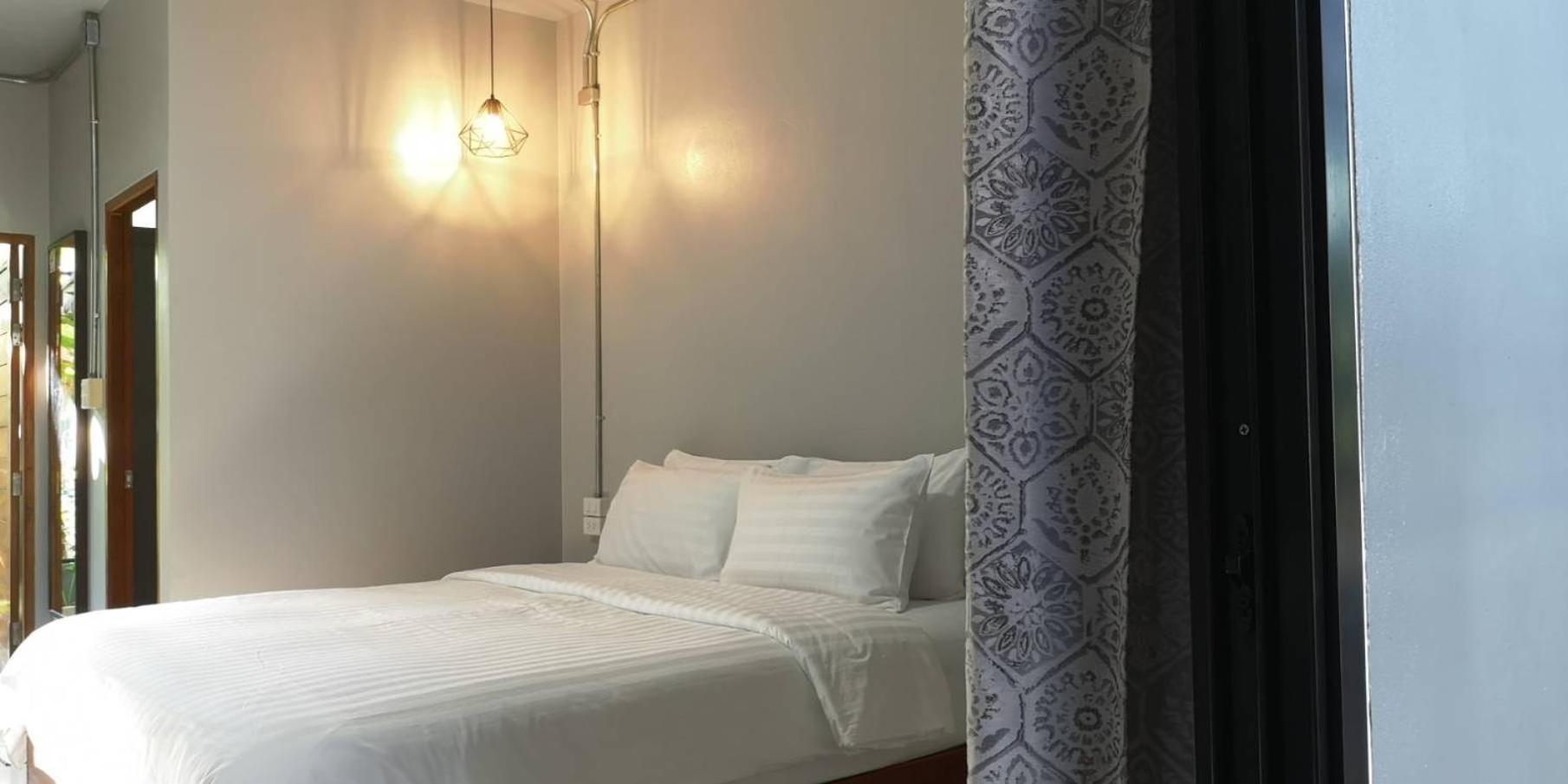 Siri Guesthouse @ Surat Thani Exterior photo
