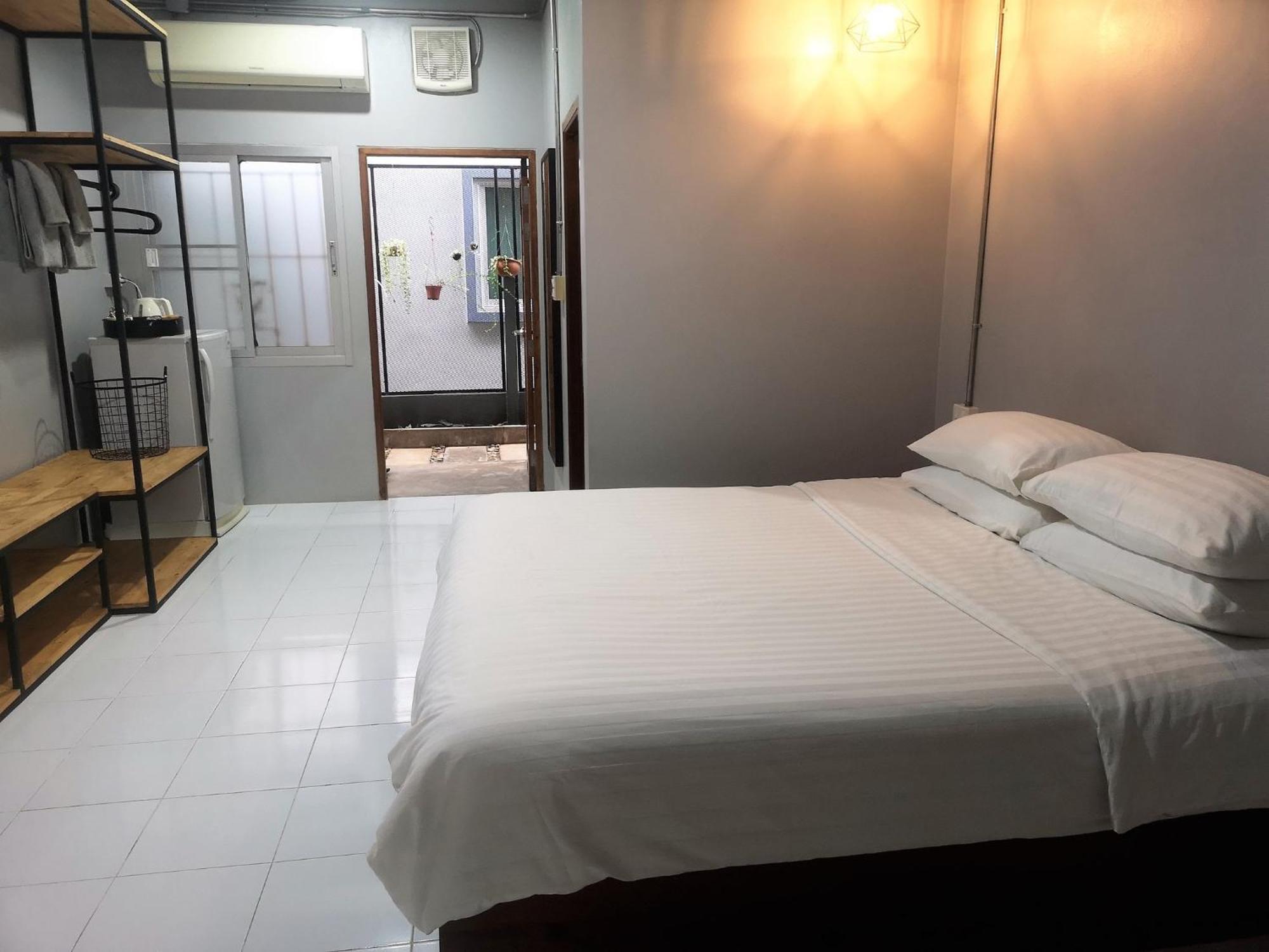 Siri Guesthouse @ Surat Thani Exterior photo